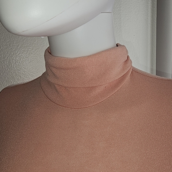 Laina Rauma Bodysuit - Picture 2 of 11